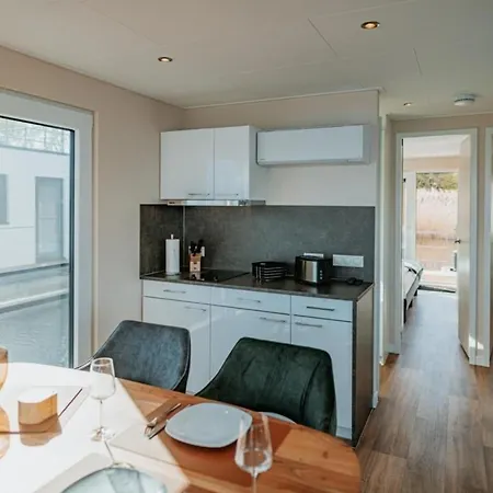 Hausboot Seeblick - Lp7 船屋