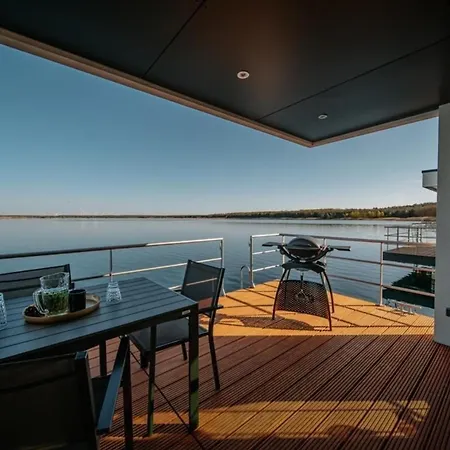 Hausboot Seeblick - Lp7 보트호텔 Laasow